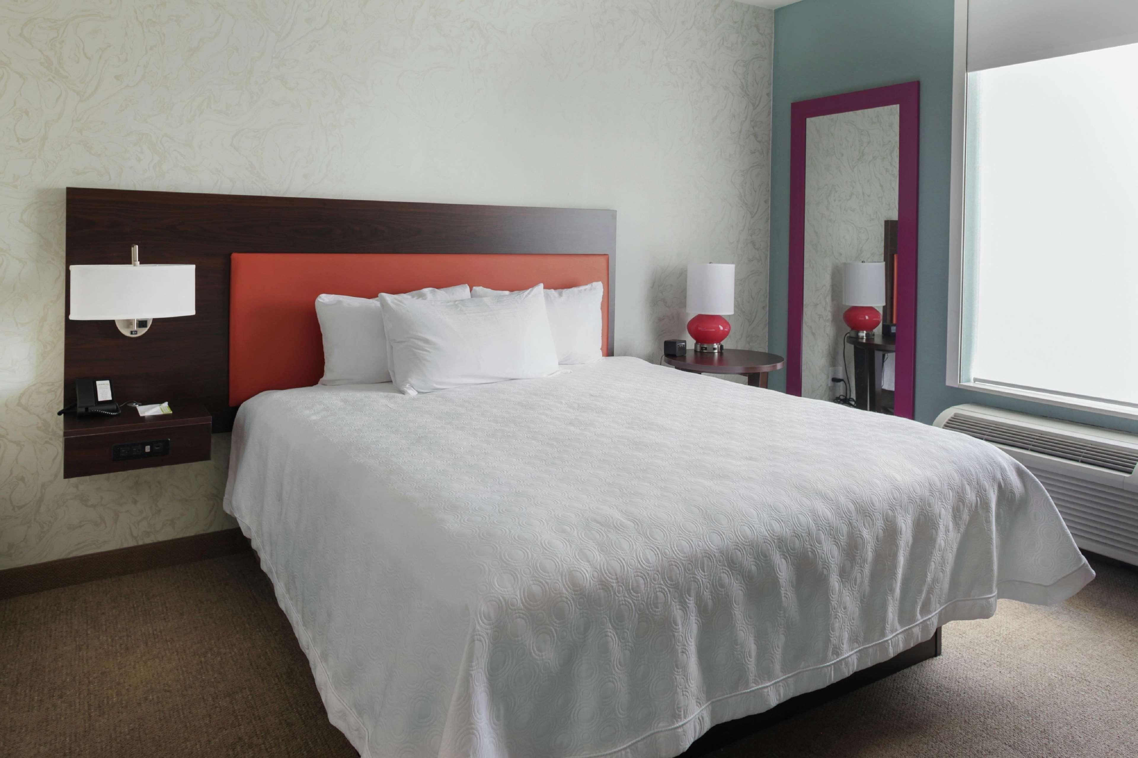 1 Bedroom, Premium, Suite