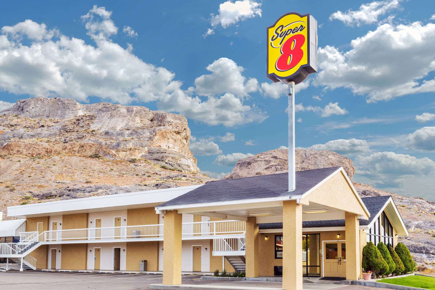 Super 8 by Wyndham Wendover 1/12