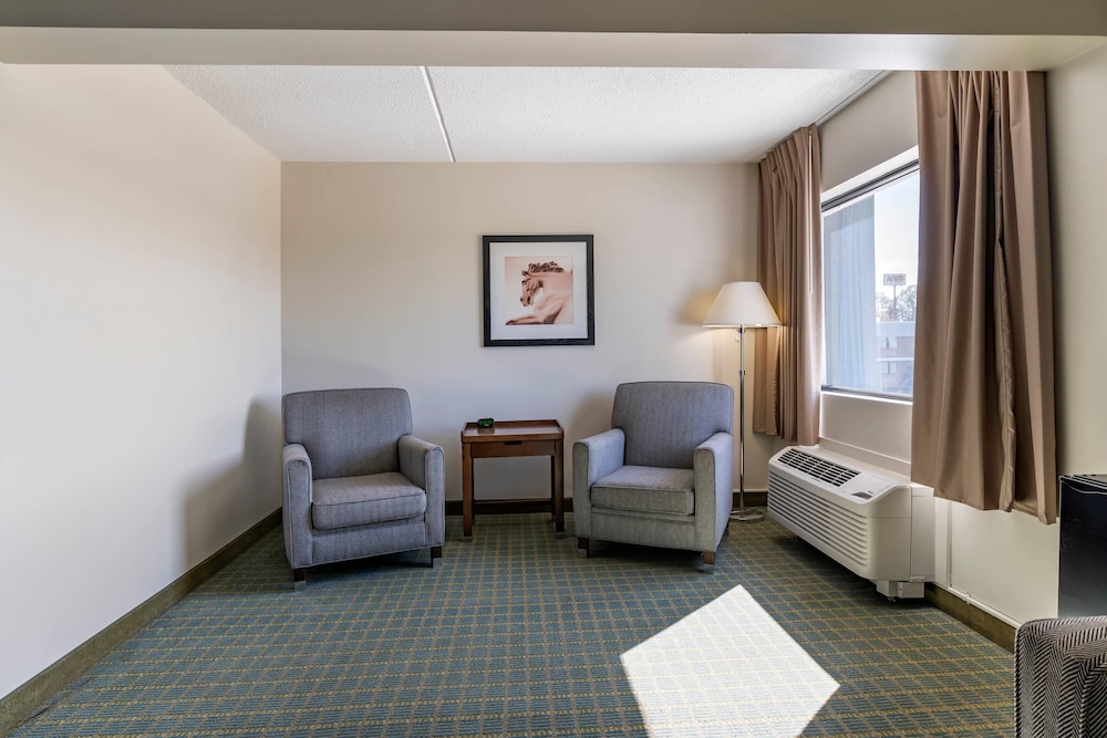 Quality Inn Lexington Horse Park 17/38