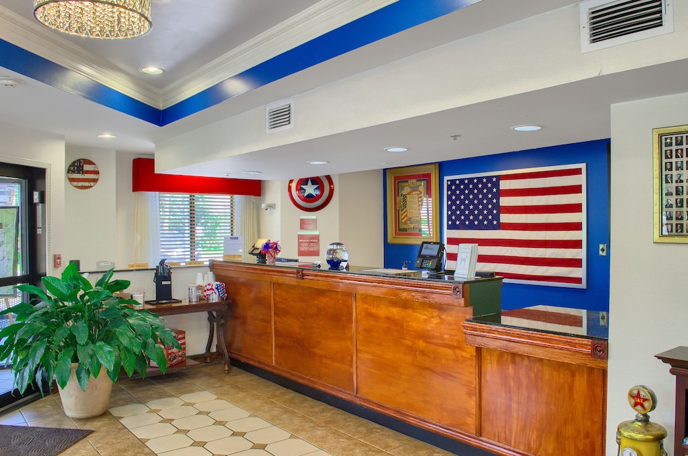 Hometown Inn Thomasville 2/52