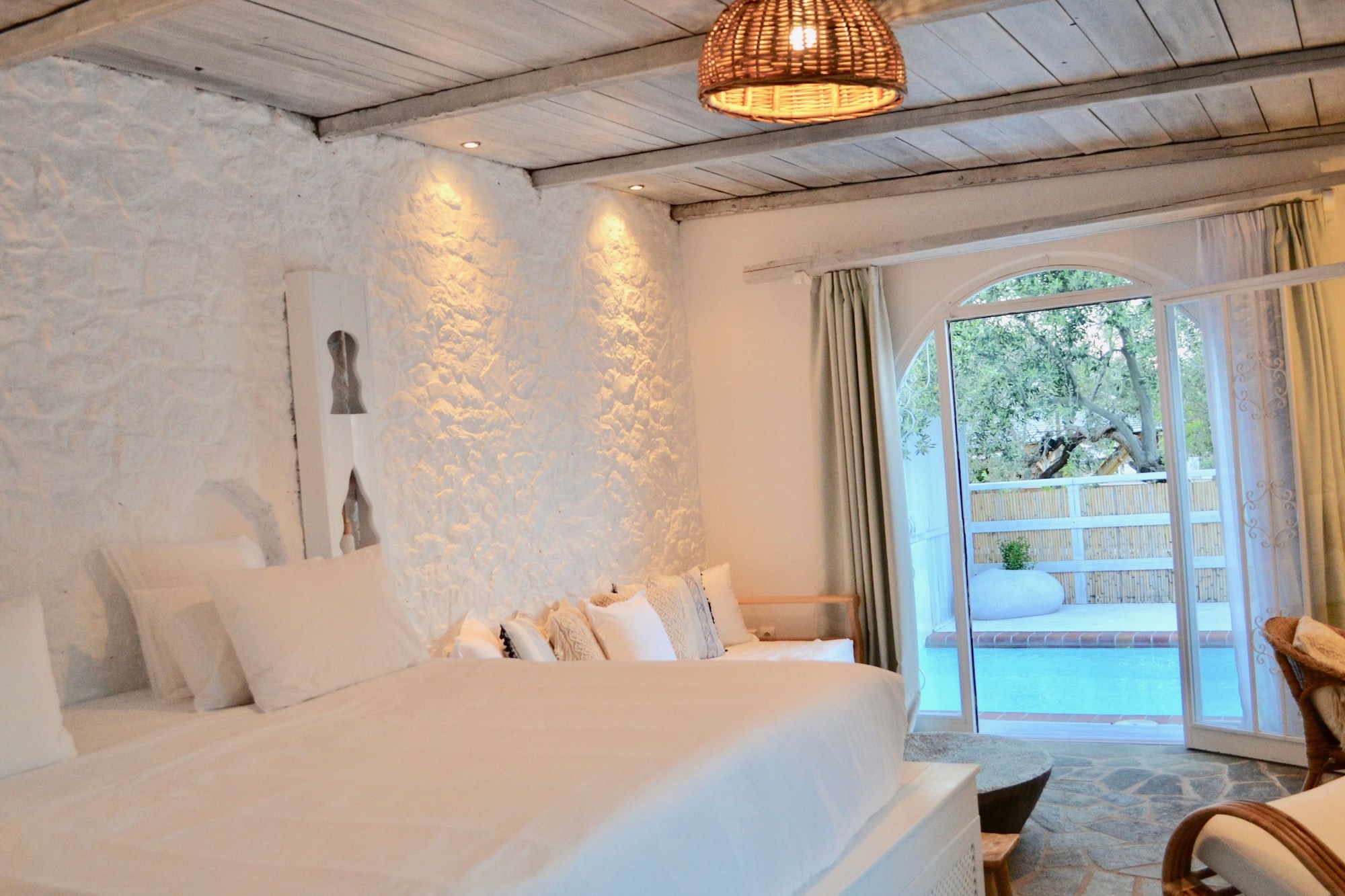 Mediterranean, Suite, King Bed, Private Pool