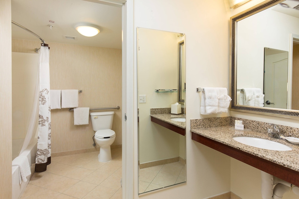 Residence Inn Springfield Old Keene Mill 17/42