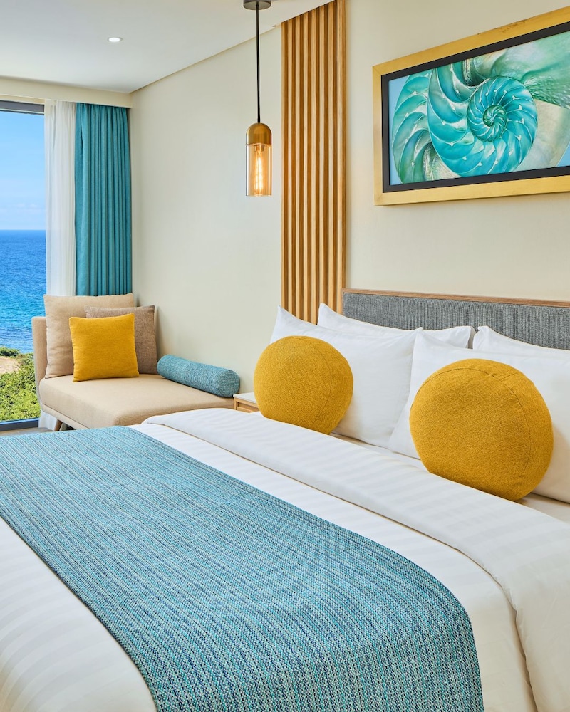 Chancellor Hotel Boracay 12/48