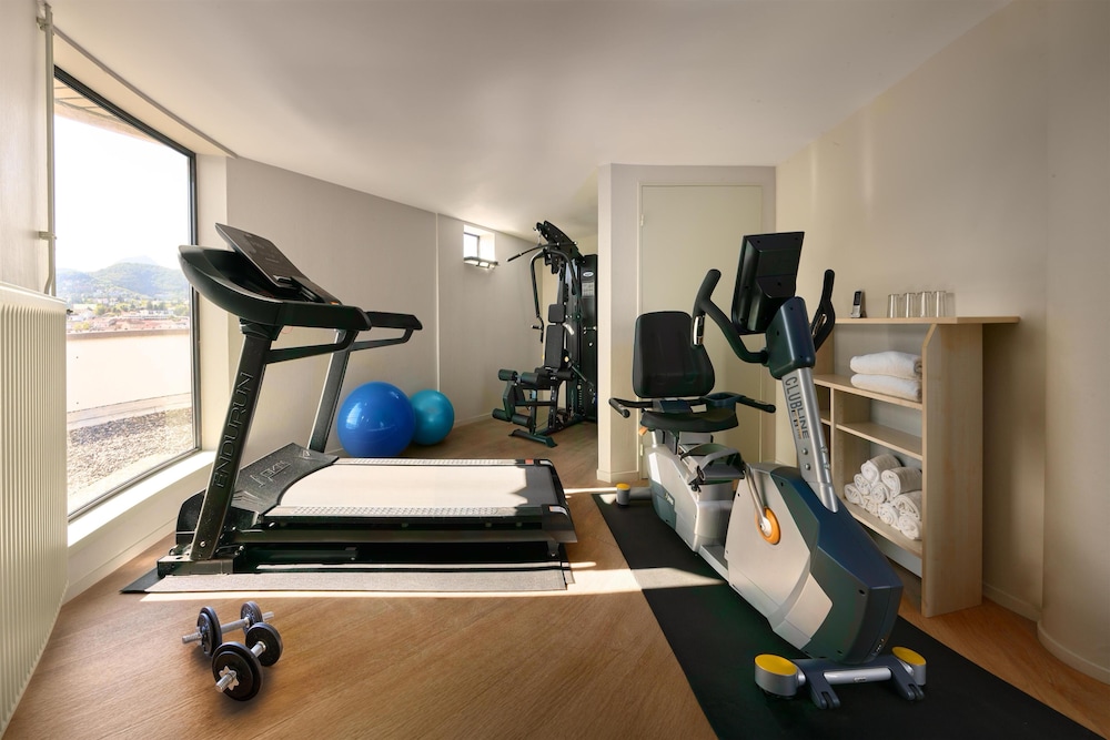 KYRIAD PRESTIGE CLERMONT FERRAND 34/76