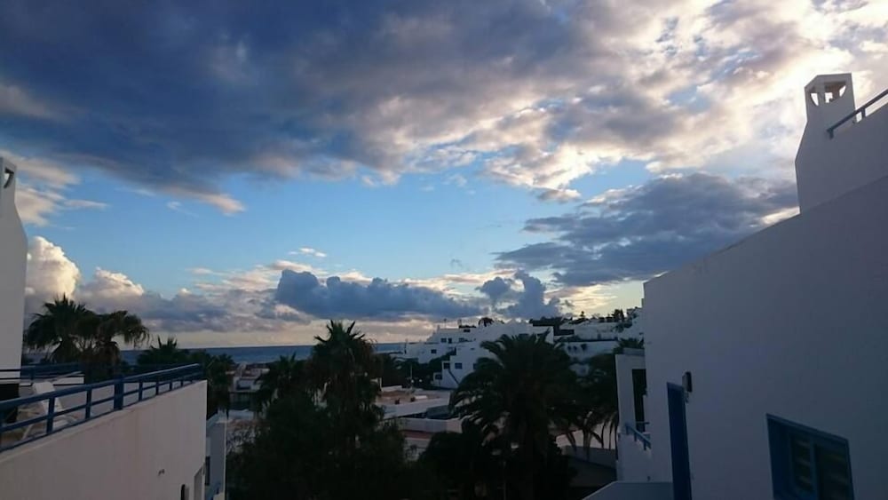 Aparthotel Costa Mar 13/23