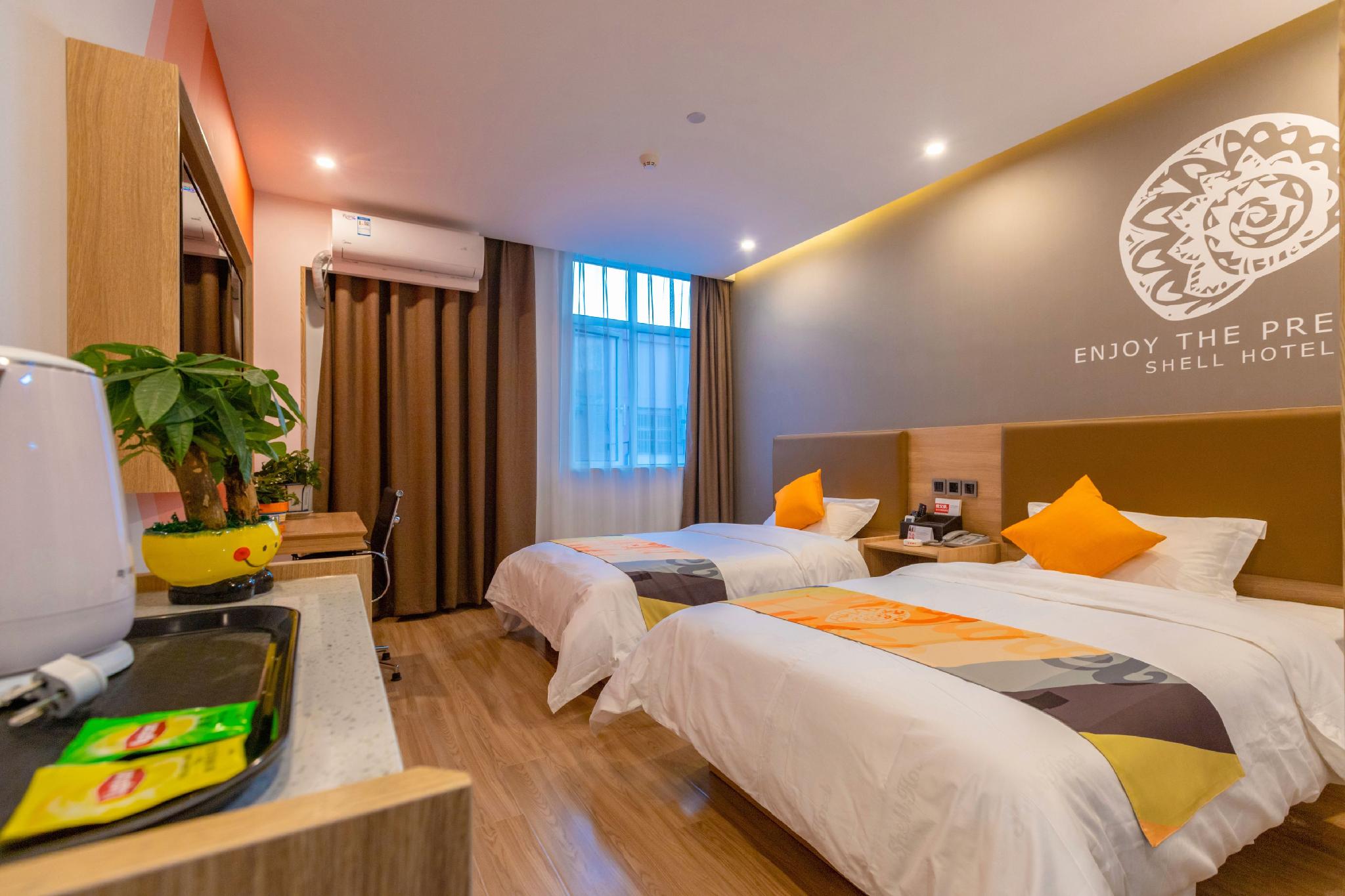 BUSINESS, TWIN BEDS