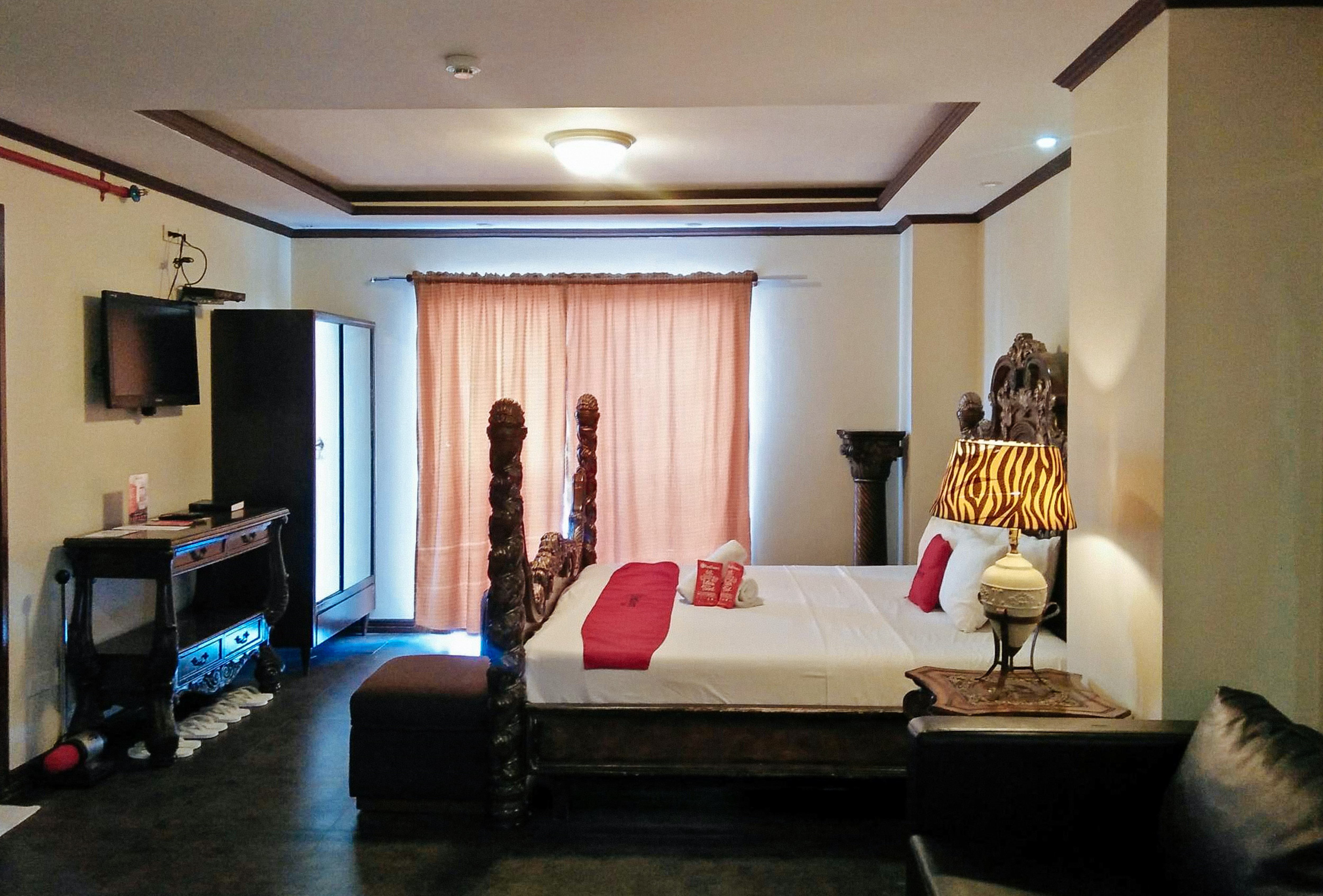 Reddoorz, Suite