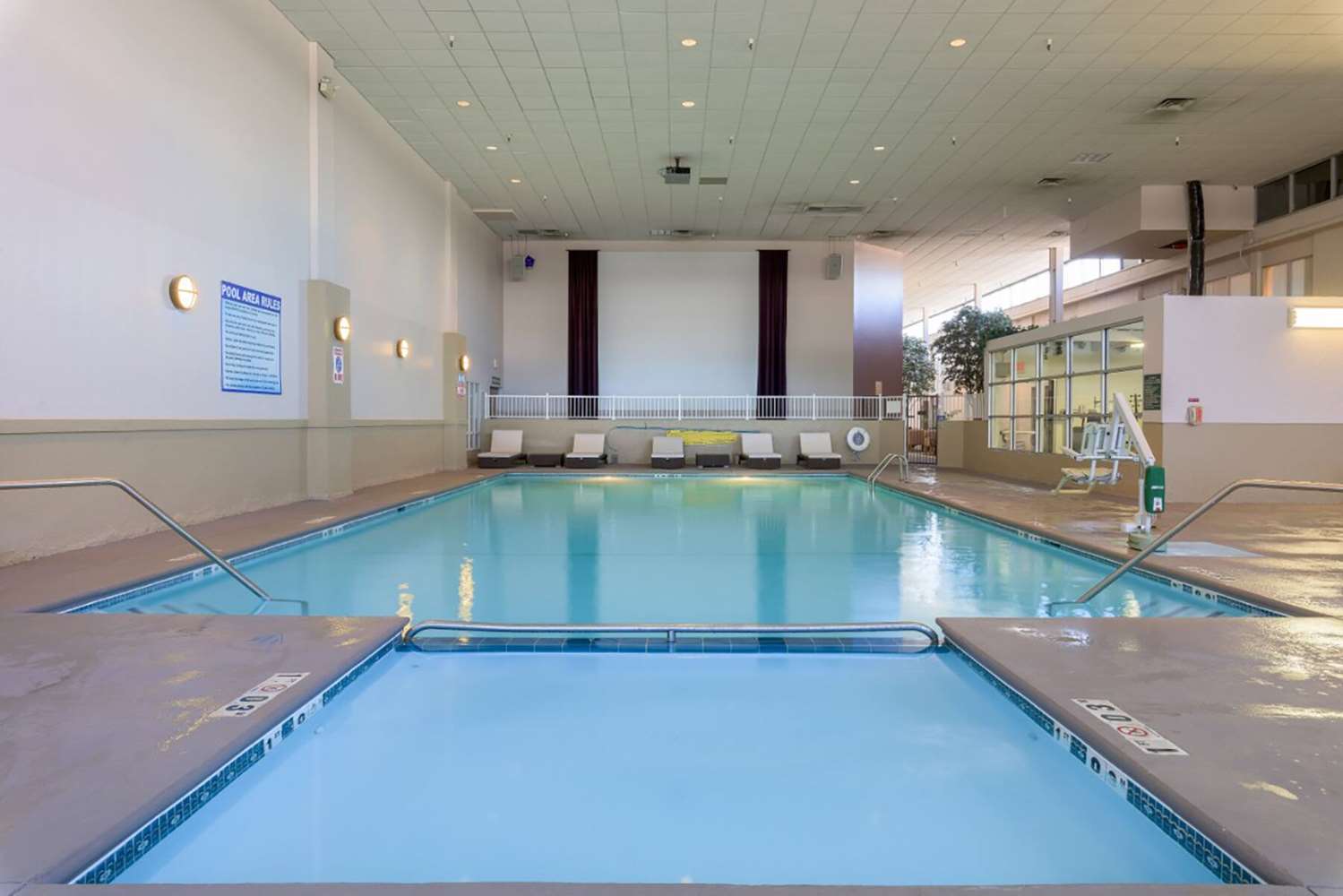 Ramada by Wyndham Boise 8/16