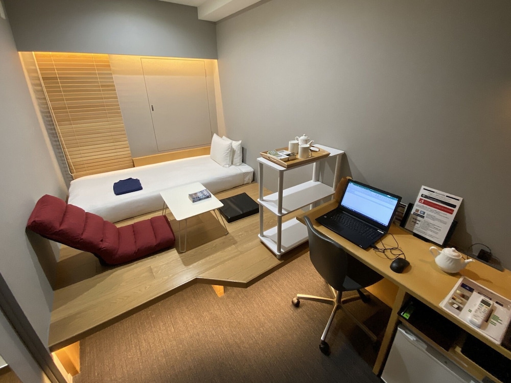 Amanek Ginza East 44/57