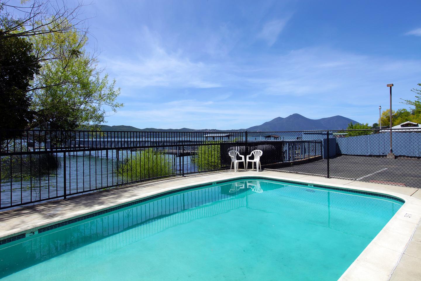 Americas Best Value Inn Suites Clearlake Wine Country 5/14