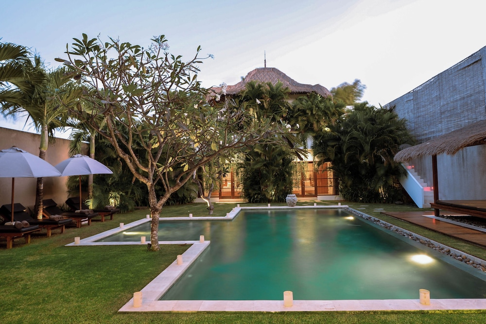 Chocolat Villas Seminyak 30/37