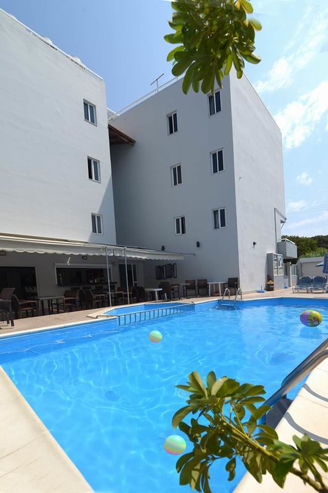 Ialysos City Hotel 4/51