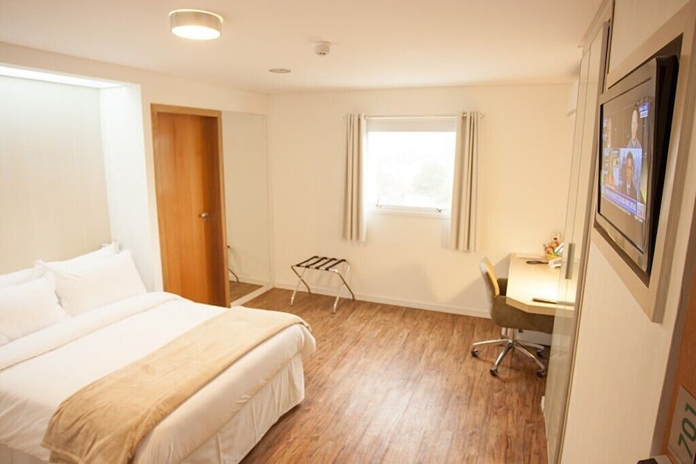 HOTEL ARUJA 6/18