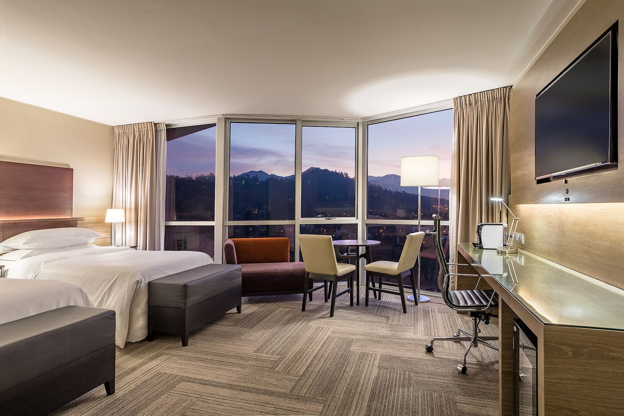 Superior, Twin Beds, Pool Side