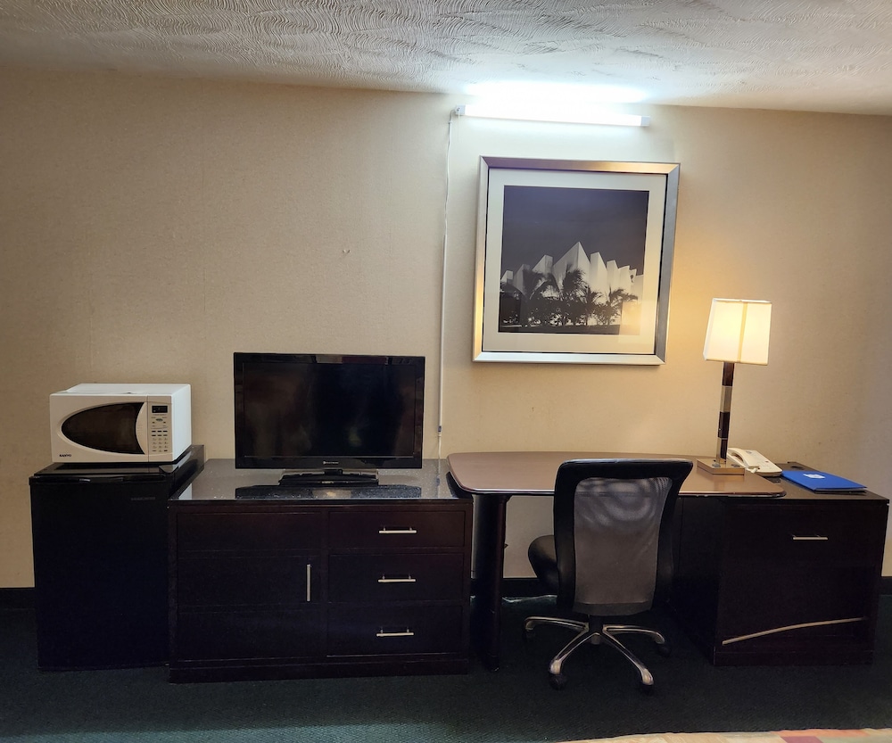 Travelodge by Wyndham Oakley 45/63