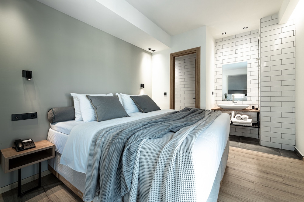 31 Doors Hotel 20/71