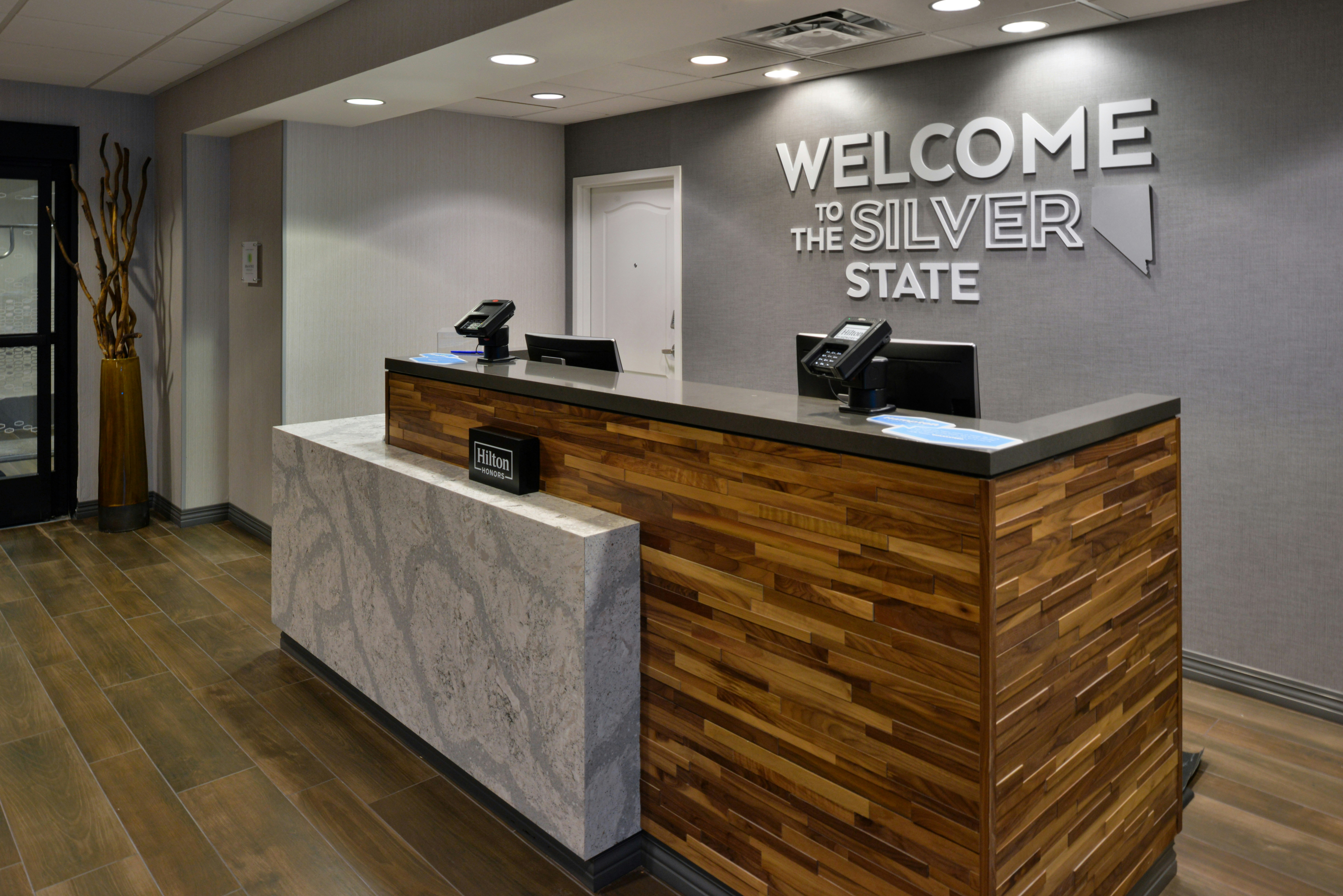 Hampton Inn and Suites Las Vegas Airport 7/66
