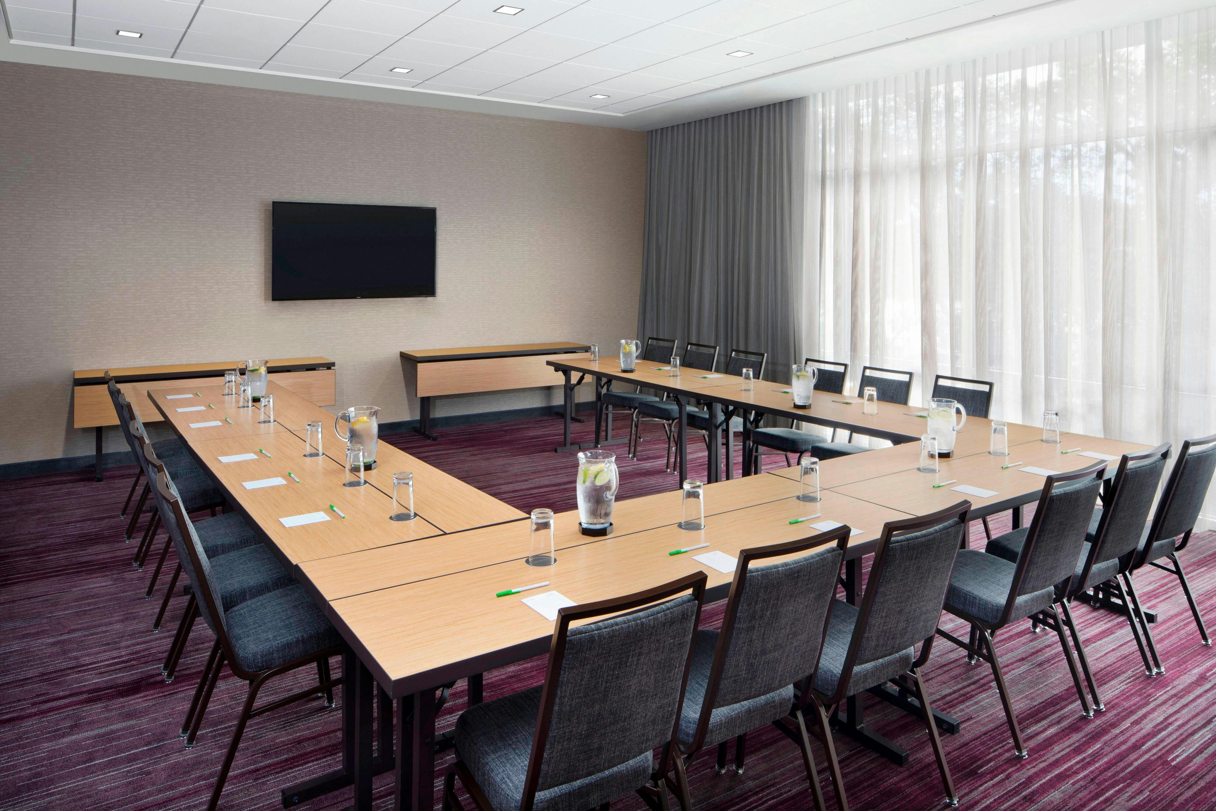 Courtyard By Marriott Albany Troy/Waterfront 7/12