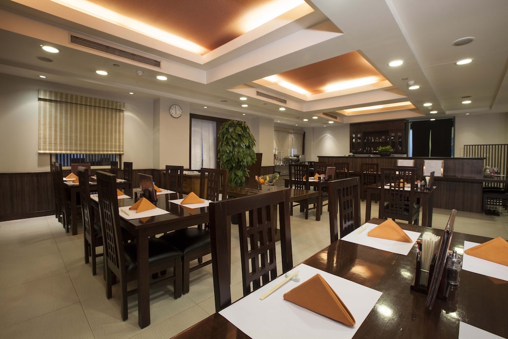 Avalon Courtyard Residence 26/31
