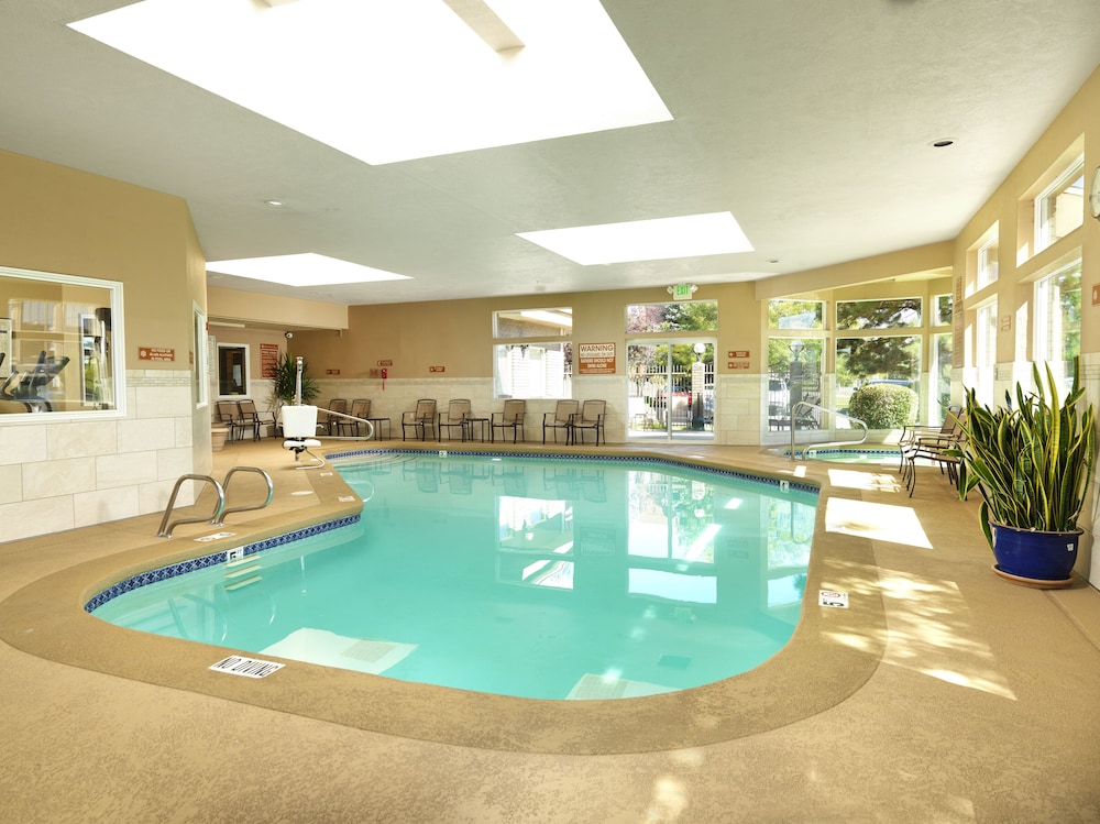 Crystal Inn Hotel & Suites Salt Lake City 2/65