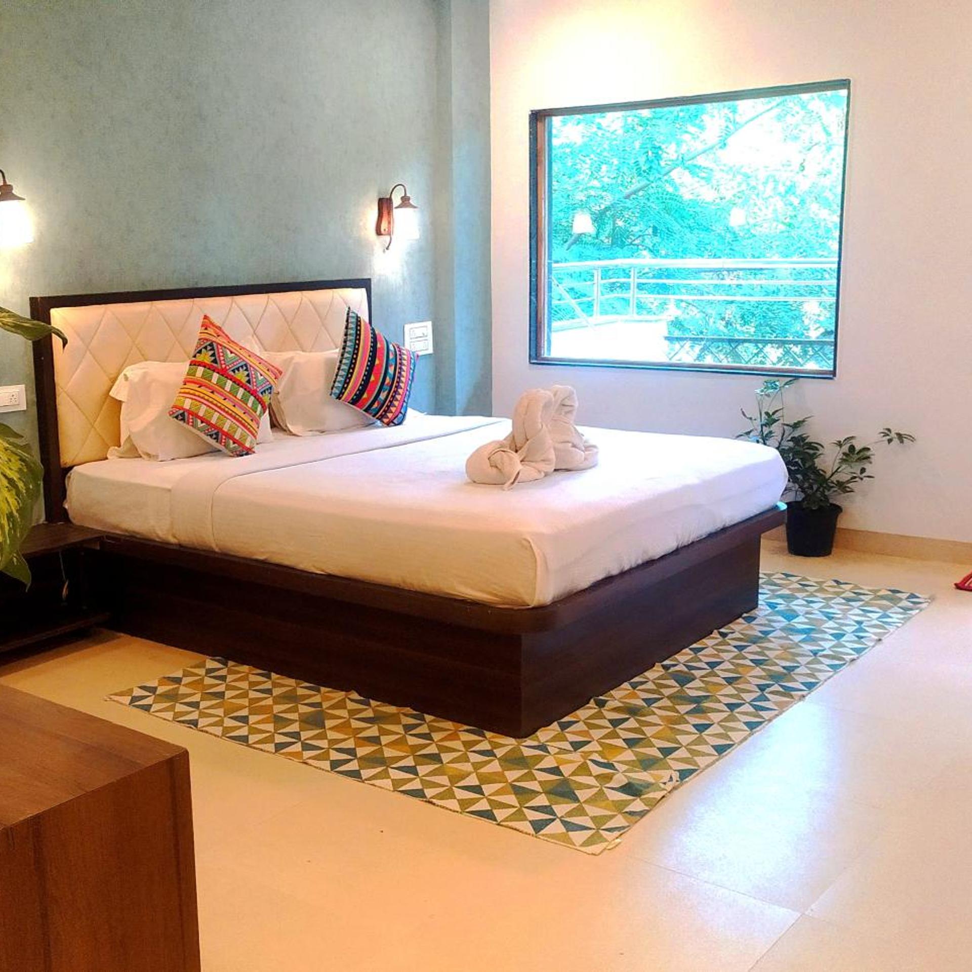 Hiranya Resorts 3/45