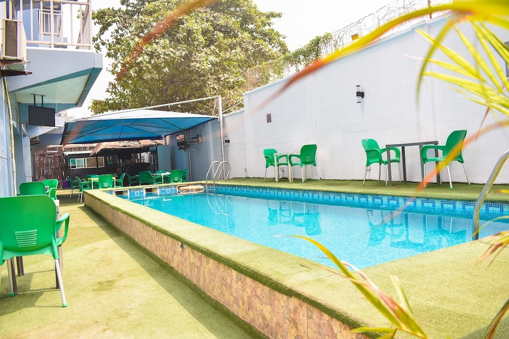 Beni Apartment And Suites 45/50