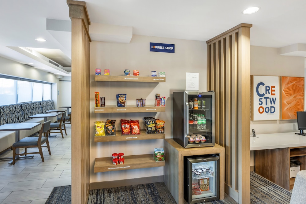 restaurant cafeteria
