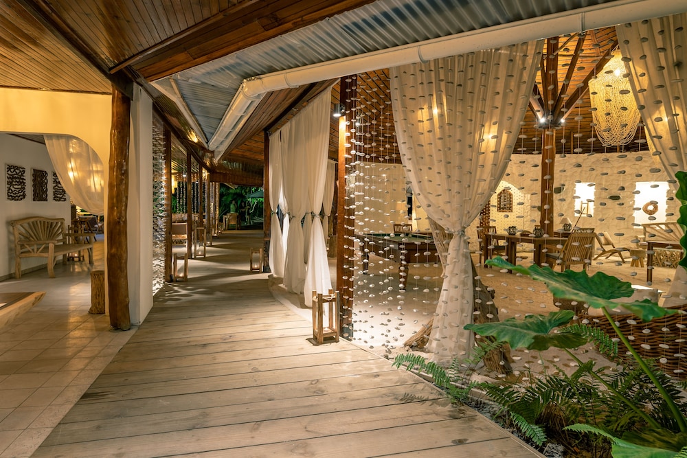 Bliss Praslin Seychelles 36/68
