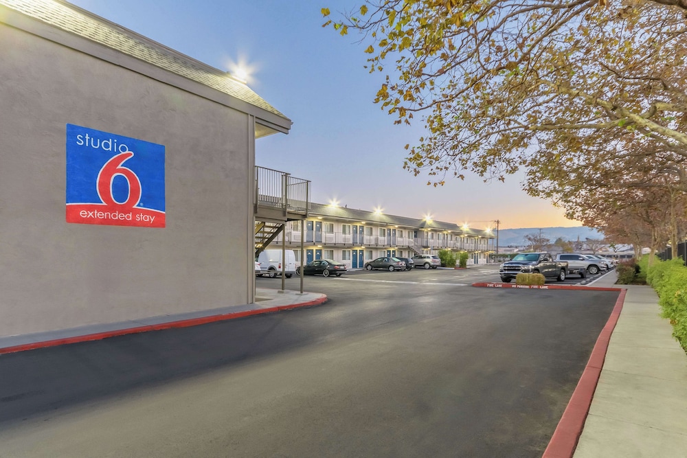 Studio6 Hayward, CA – Silicon Valley Gateway 27/33