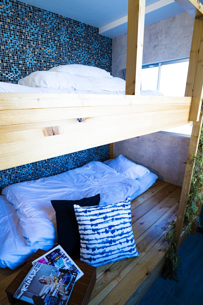R Hostel Namba south 13/29