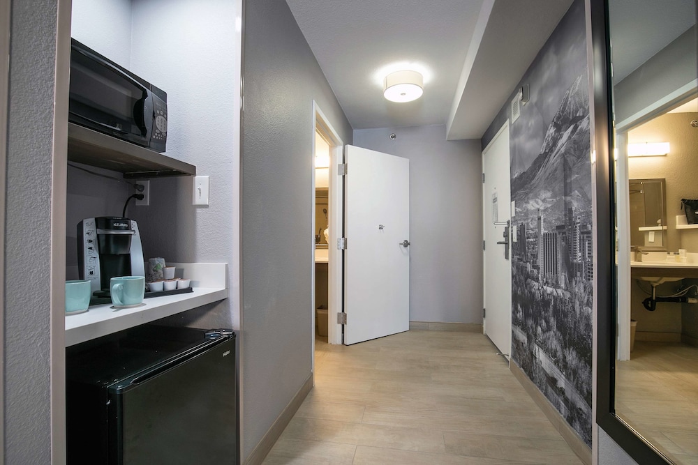 Best Western Plus Sparks-Reno Hotel 32/47