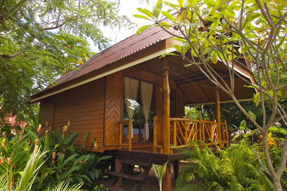 Palm Leaf Resort 6/54