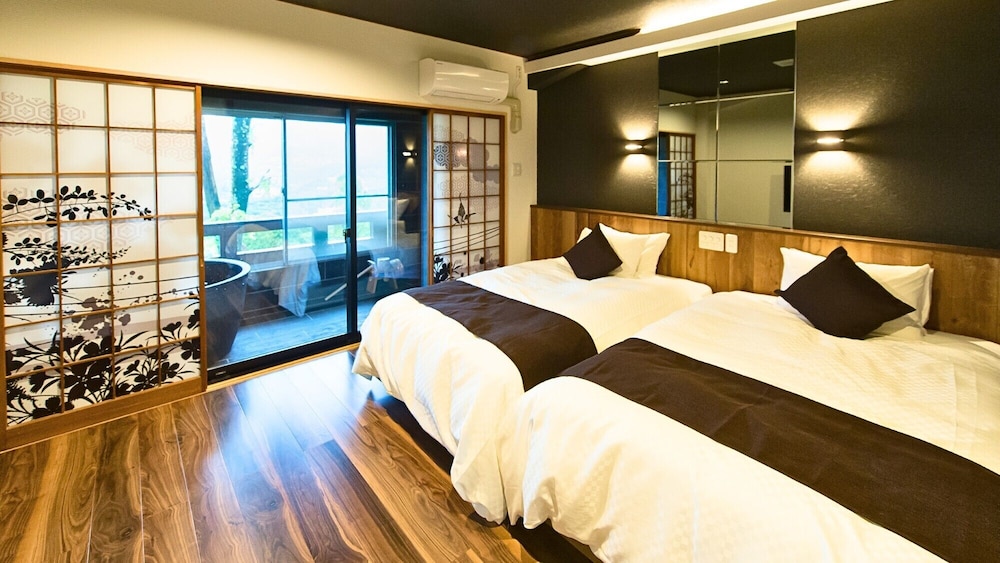 JAPANESE WESTERN, PREMIUM, SUITE, OUTDOOR BATH, SMOKING