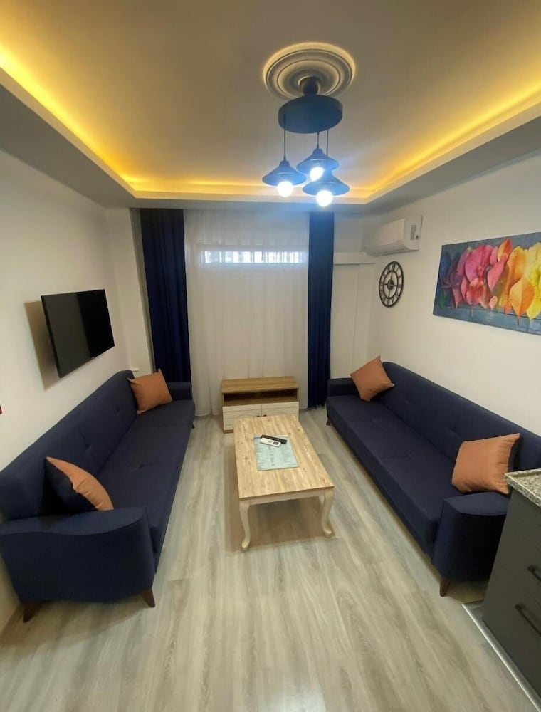 Mavi Restaurant & Apartments 3 32/50