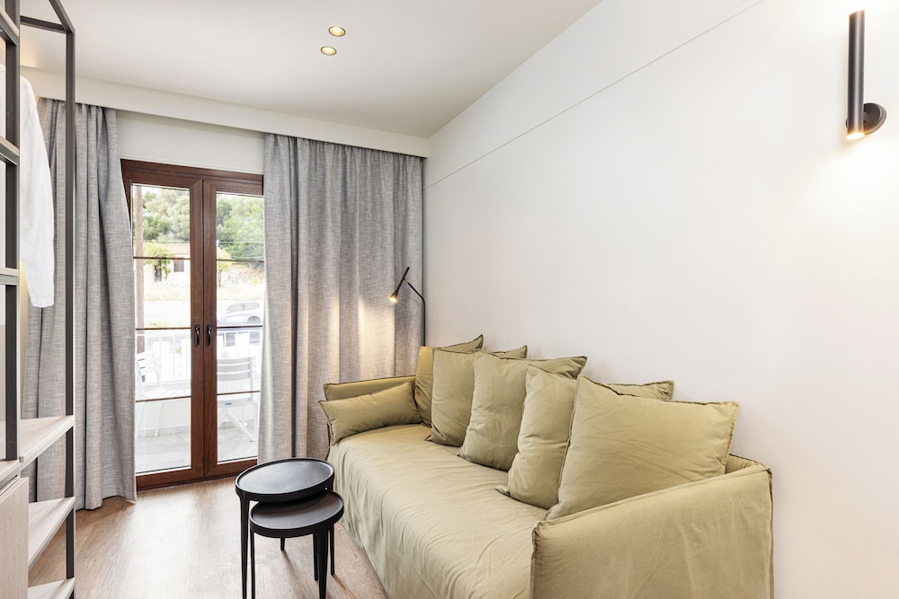 Lithos Hotel 31/46