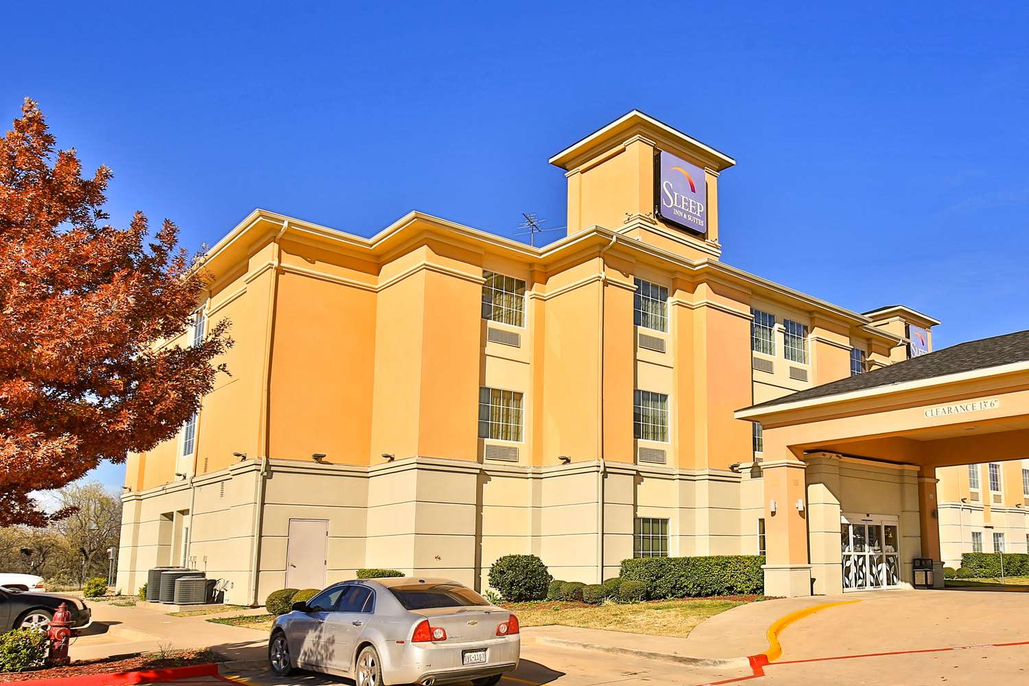 Sleep Inn & Suites University 5/15