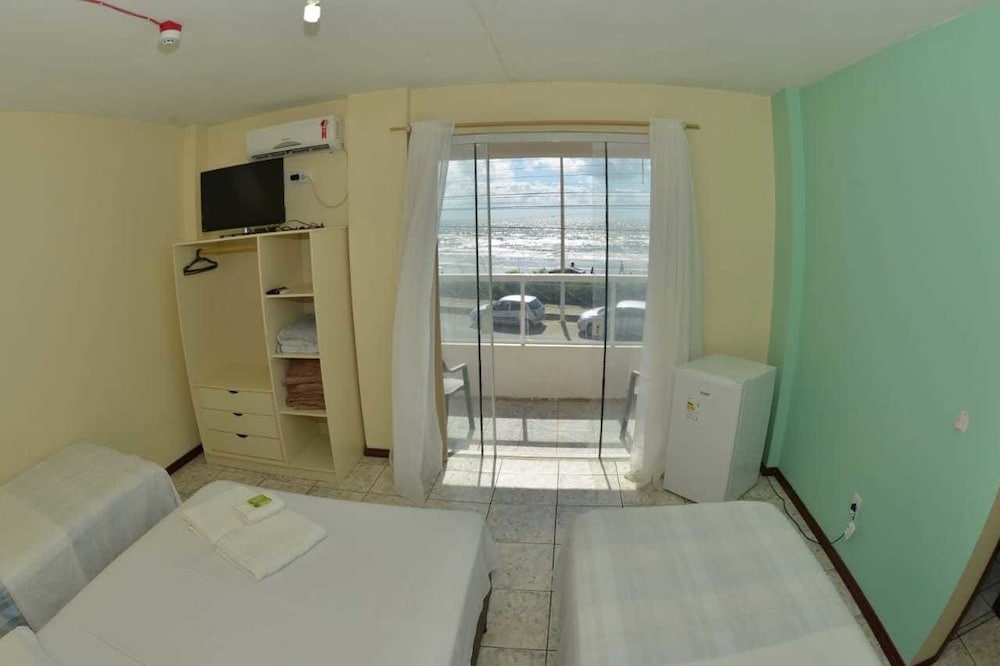 Gravata Praia Hotel 25/40