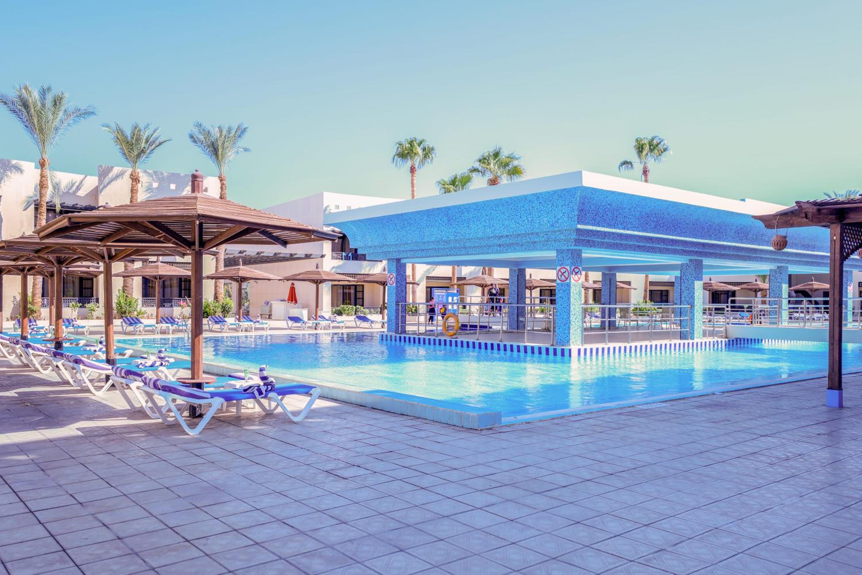 Blend Club Aqua Resort in HURGHADA