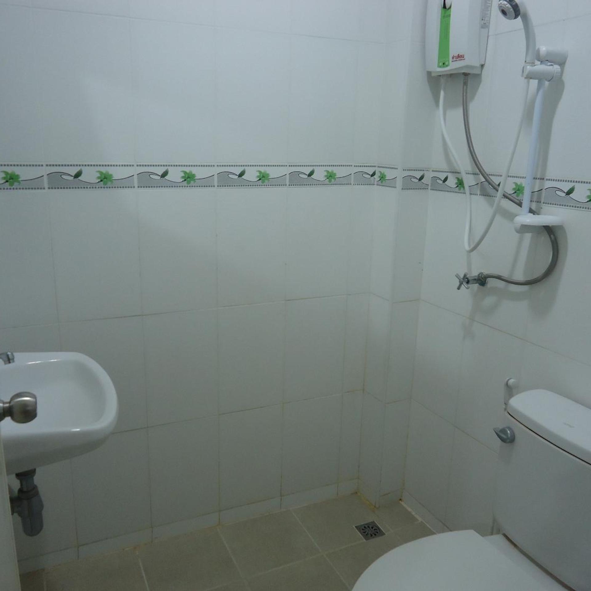Sorn Waree Apartment 65/69