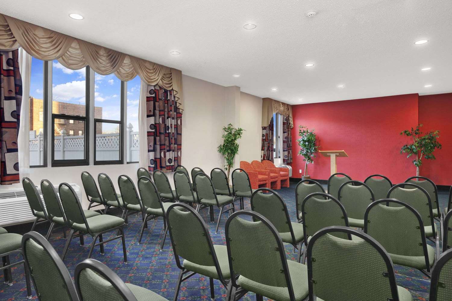 Ramada by Wyndham East Orange 22/24