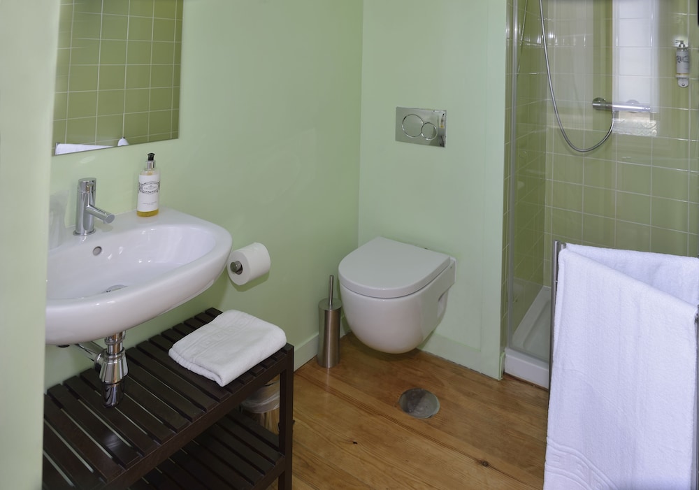 Dukes Corner Guest House 21/76