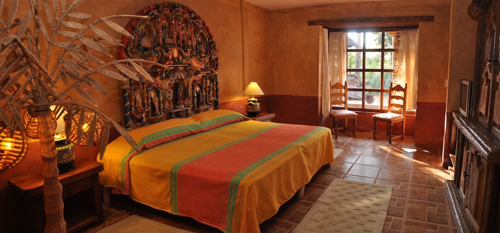 Eco Hotel Ixhi 43/74