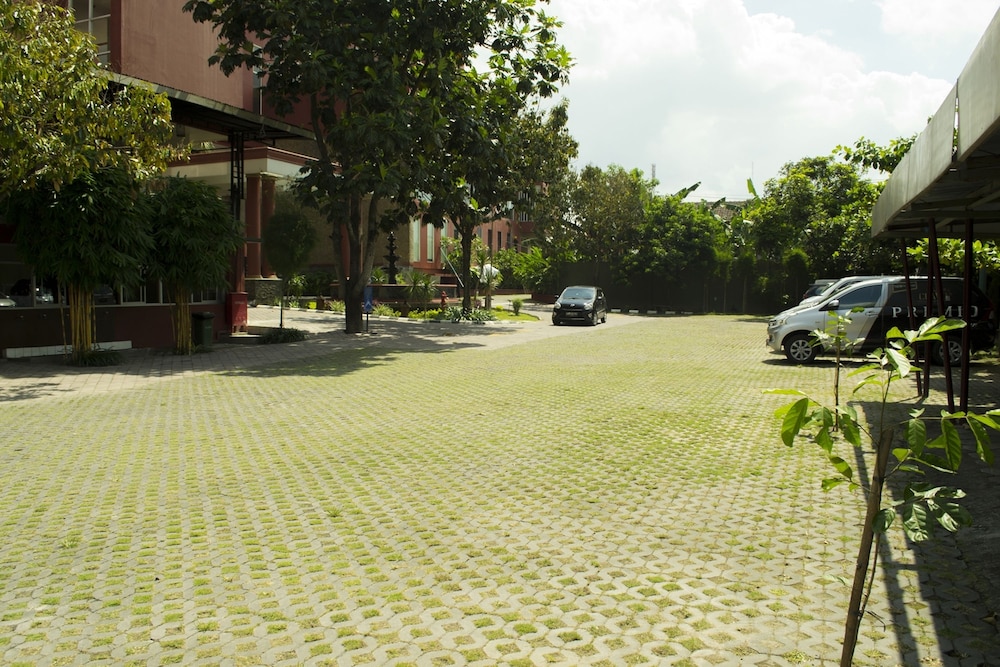 Merapi Merbabu Hotel Yogyakarta Powered by Archipelago 29/40