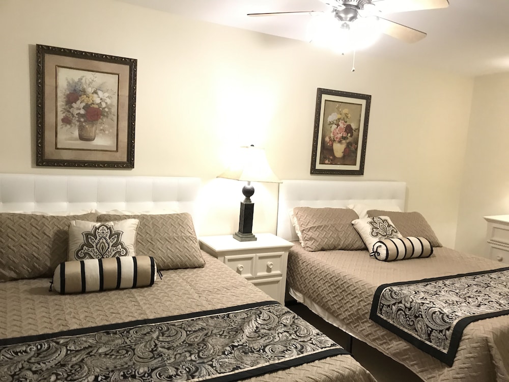 Villa Marco Island 23/50