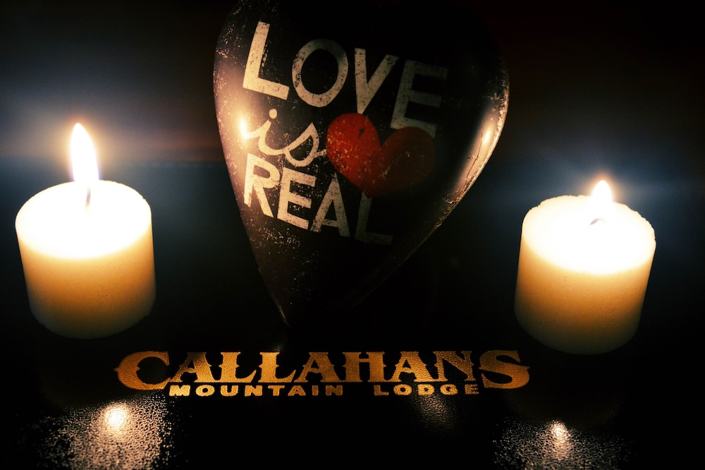 Callahan s Mountain Lodge 36/78