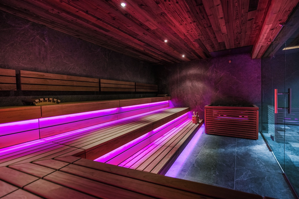 Tradition Julen Hotel 33/62