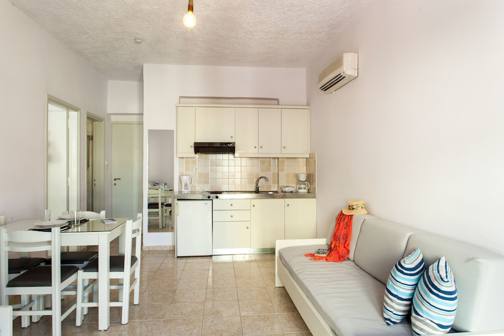 Elychryson Abience Apartments 20/32