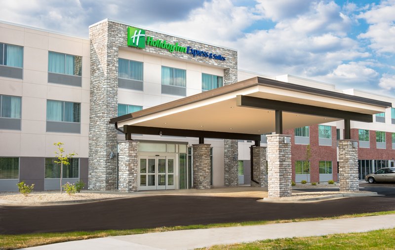 Holiday Inn Express And Suites Rock Falls 3/47