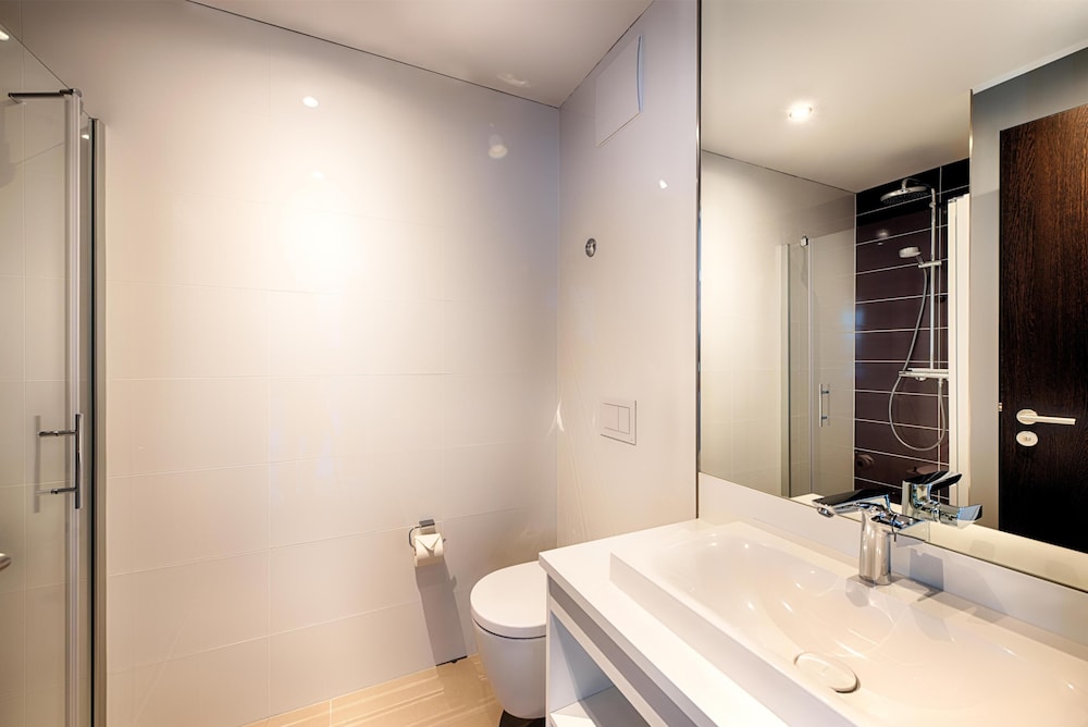 غرفة قياسية بسرير مزدوج، Premier Inn Luebeck City Stadtgraben 2/2