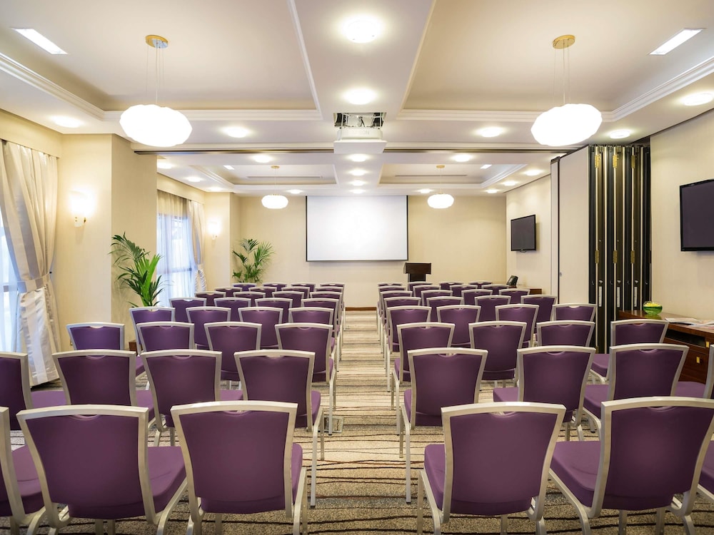 Majlis Grand Mercure Residence Abu Dhabi 57/65